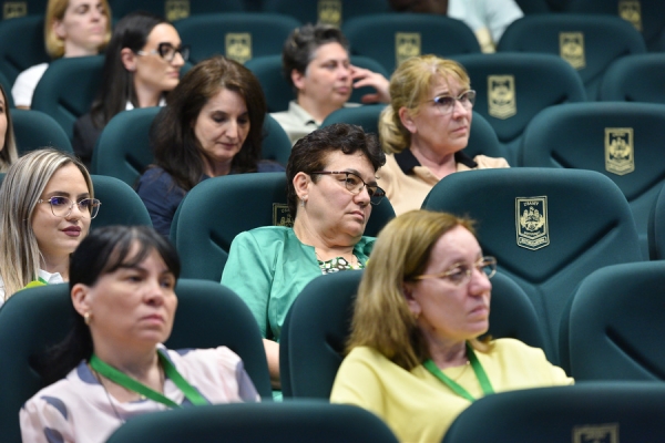 dsc-11068602B2C-FDAA-8709-8141-37CB97B33F03.jpg